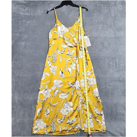 Chelsea28 Side Tie Satin Dress Spaghetti Straps Yellow harvest Size Medium - Picture 10 of 13